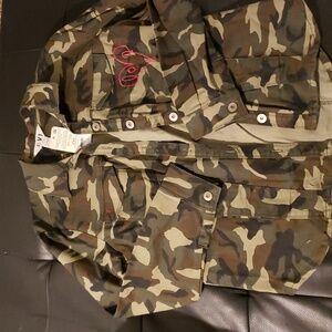 EV1 Camo Jacket Size XL, brand new with tags